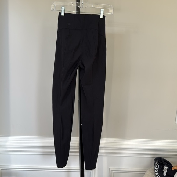 Lululemon trouser leggings size 2 - Picture 6 of 6